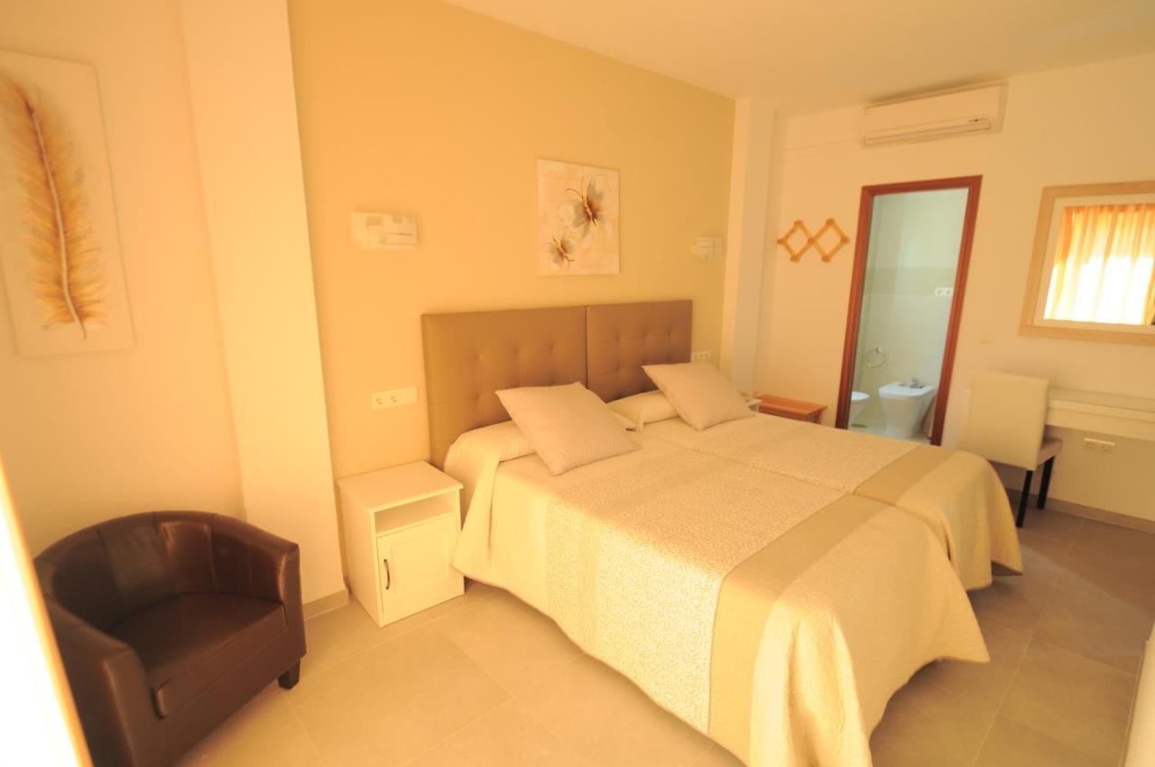 Goya Hotel *