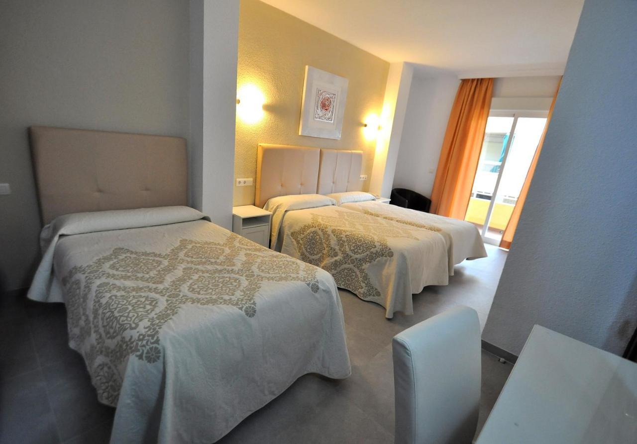 Goya Hotel *
